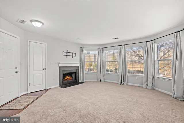 $2,400 | 5600 Willoughby Newton Drive, Unit 12, Centreville, VA 20120