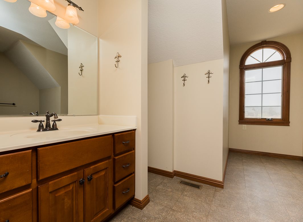 15717 Viberg Road Leo, IN 46765 - Photo 11 of 13