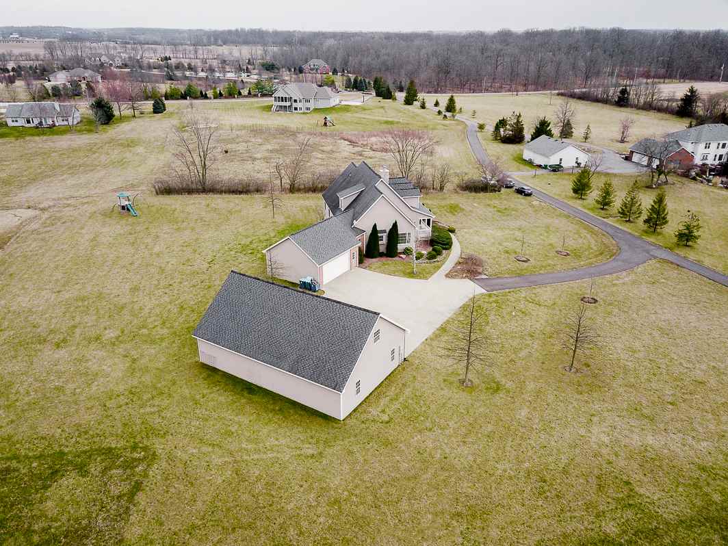 15717 Viberg Road Leo, IN 46765 - Photo 3 of 13