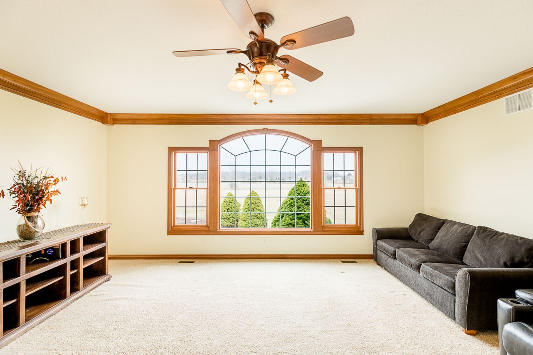 15717 Viberg Road Leo, IN 46765 - Photo 7 of 13