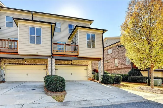$465,000 | 1327 Faircrest Way, Suwanee, GA 30024
