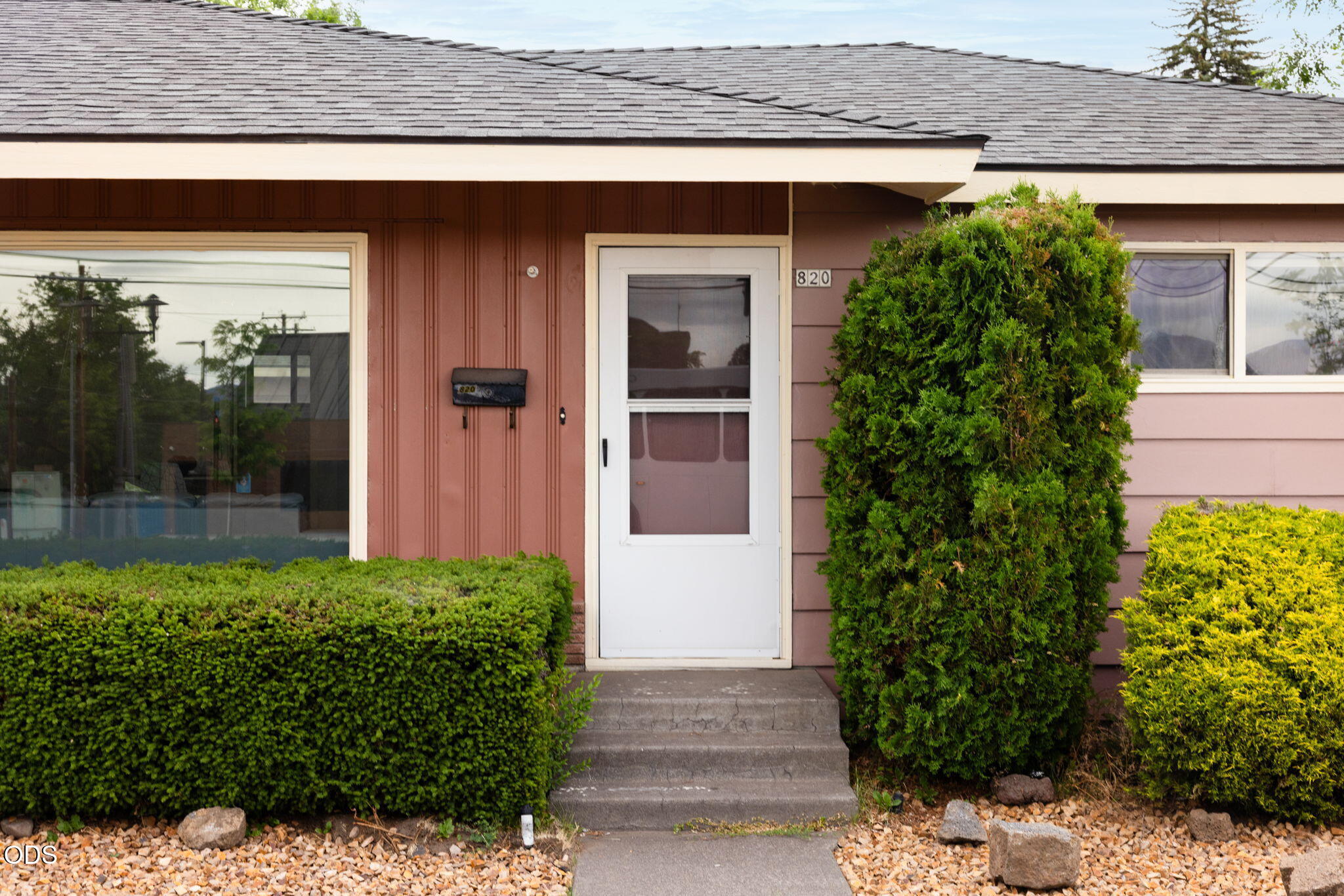 820 Northeast 4th Street Bend, OR 97701 - Photo 16 of 35