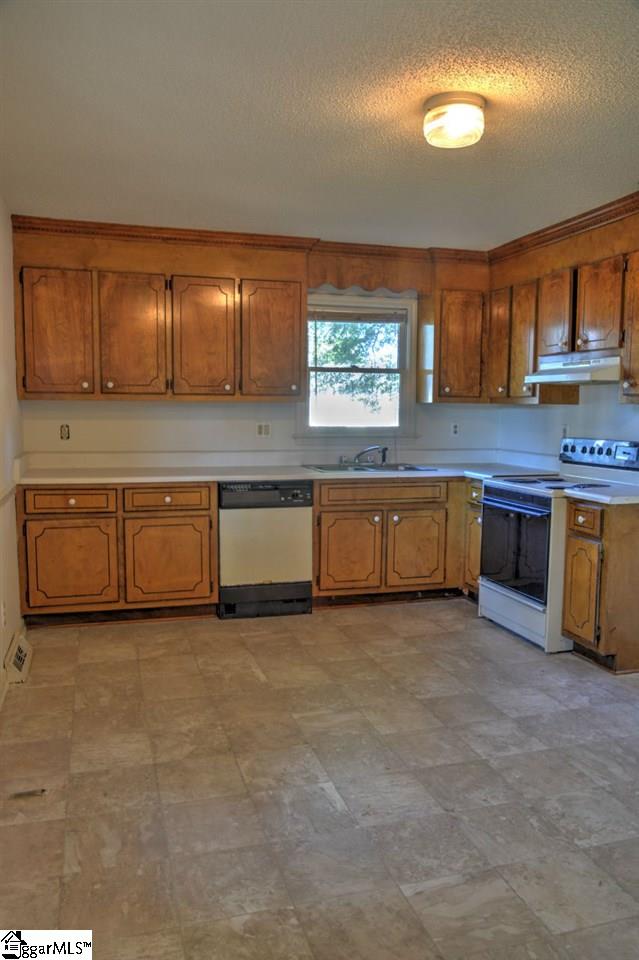 2001 Old Buncombe Road Greenville, SC 29609 - Photo 7 of 18 Gallery Image 7