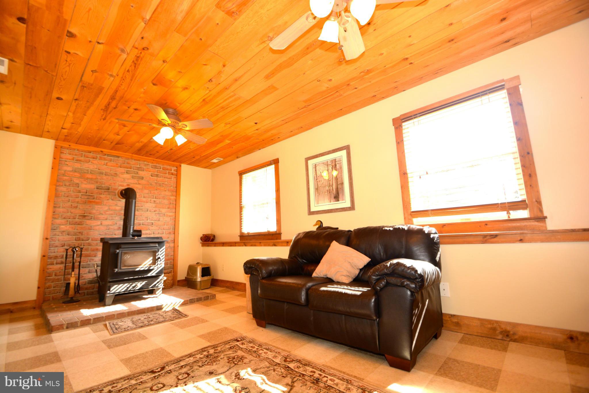 261 Hopewell Road Rising Sun, MD 21911 - Photo 23 of 30 Family Room