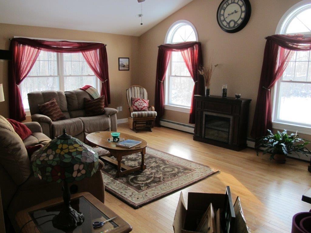212 Bassett Road Winslow, ME 04901 - Photo 17 of 32 Living Room