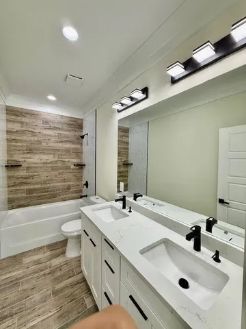 $433,000 | 2005 Bolton Street, North Charleston, SC 29406