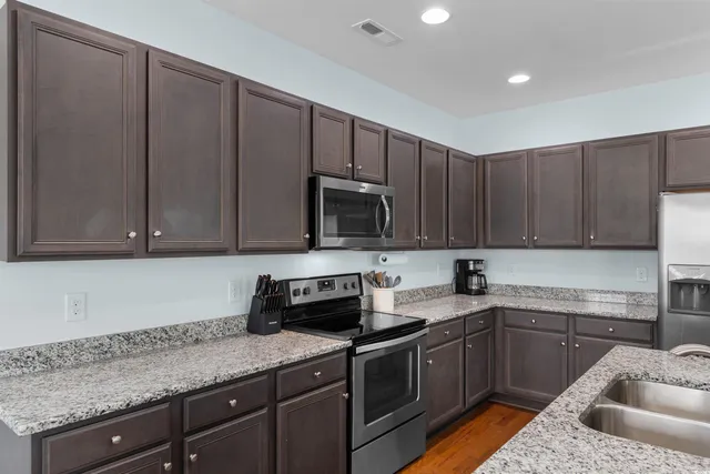 $1,700 | 911 Ocean Pines Court, North Myrtle Beach, SC 29582