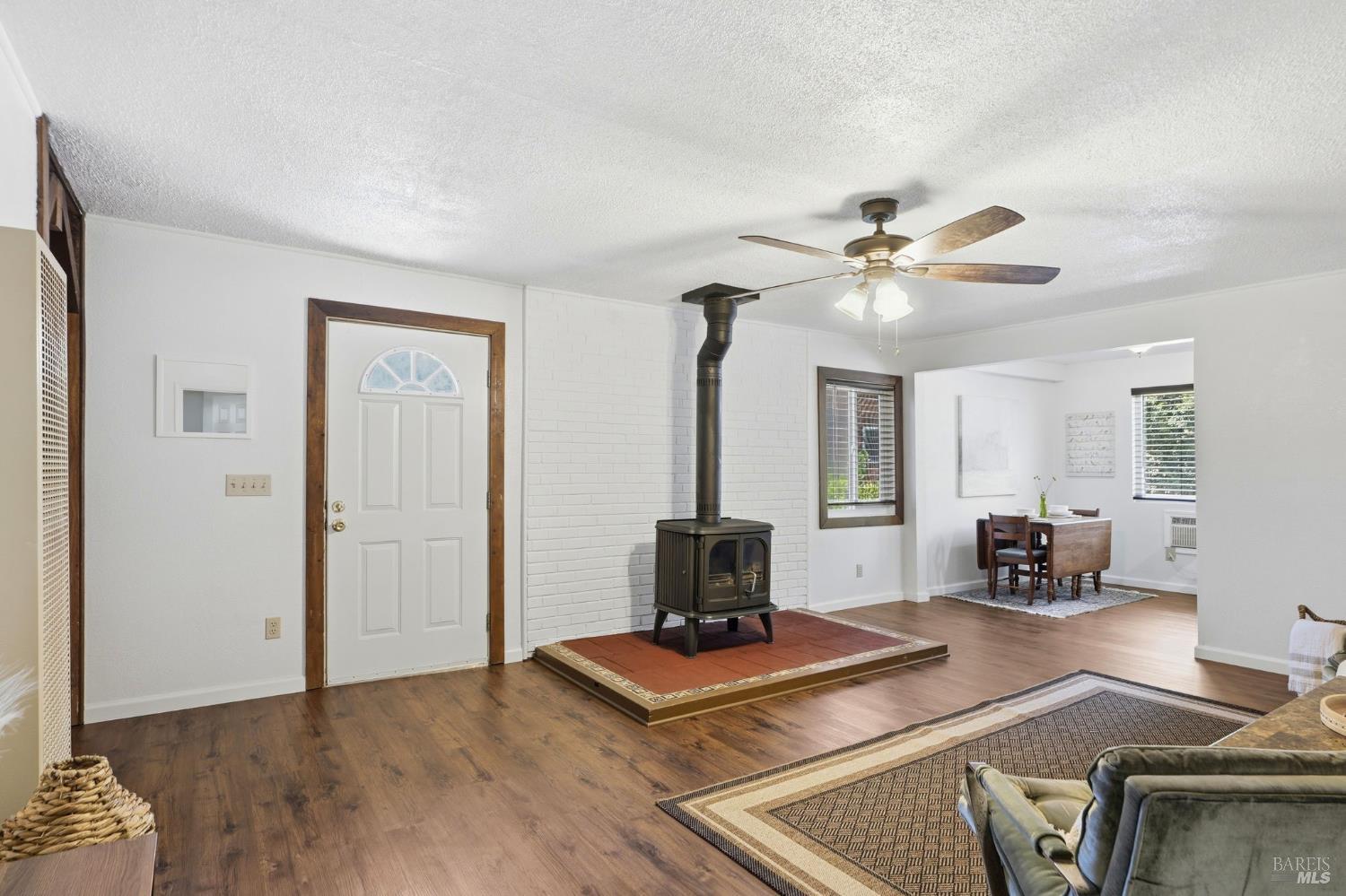 10607 River Road Forestville, CA 95436 - Photo 8 of 46