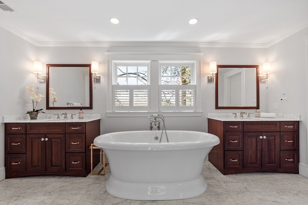 5 Castle Road Lexington, MA 02420 - Photo 23 of 41