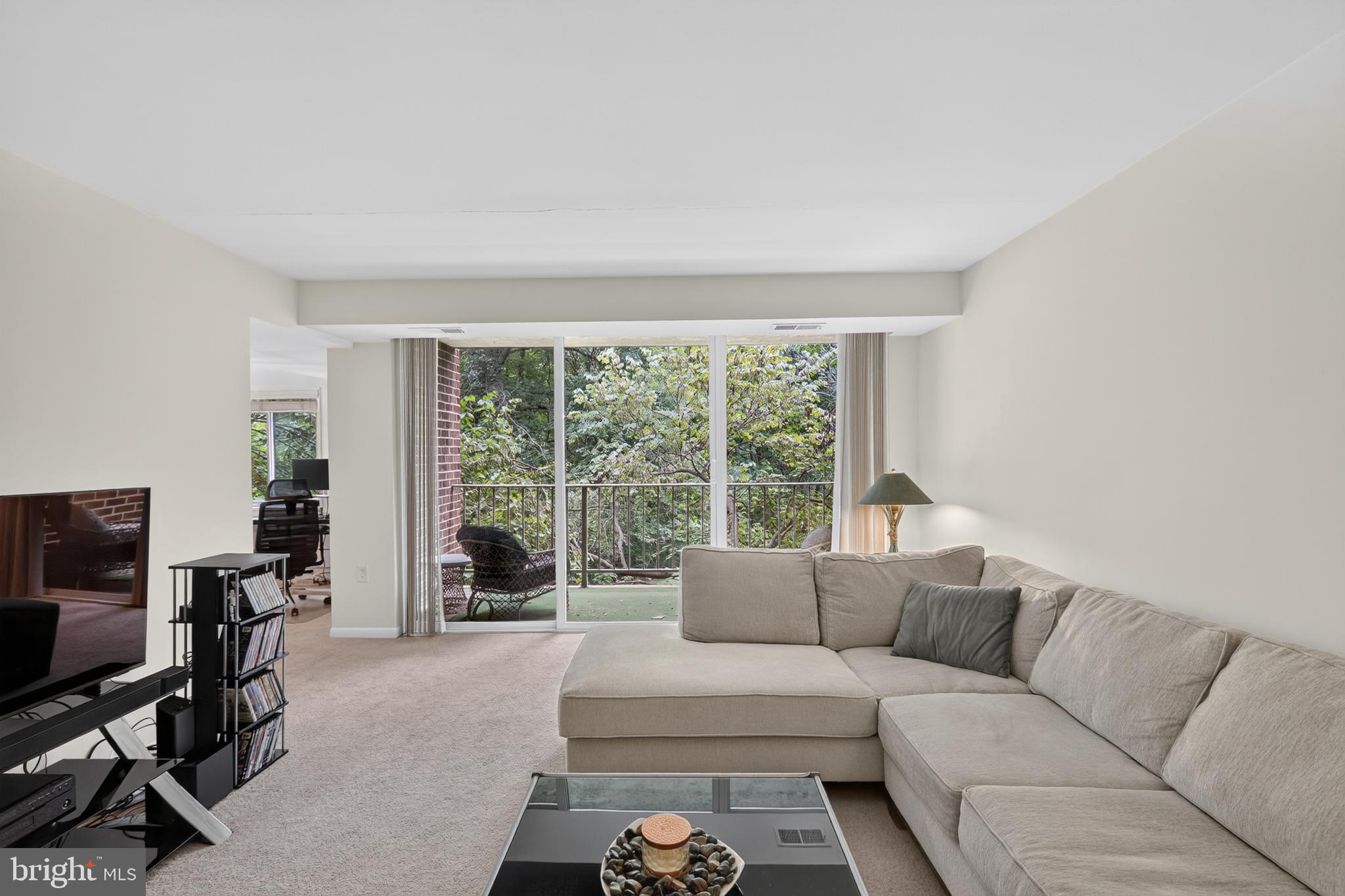 1427 Northgate Square, Unit 12 Reston, VA 20190 - Photo 4 of 15 Gallery Image 4