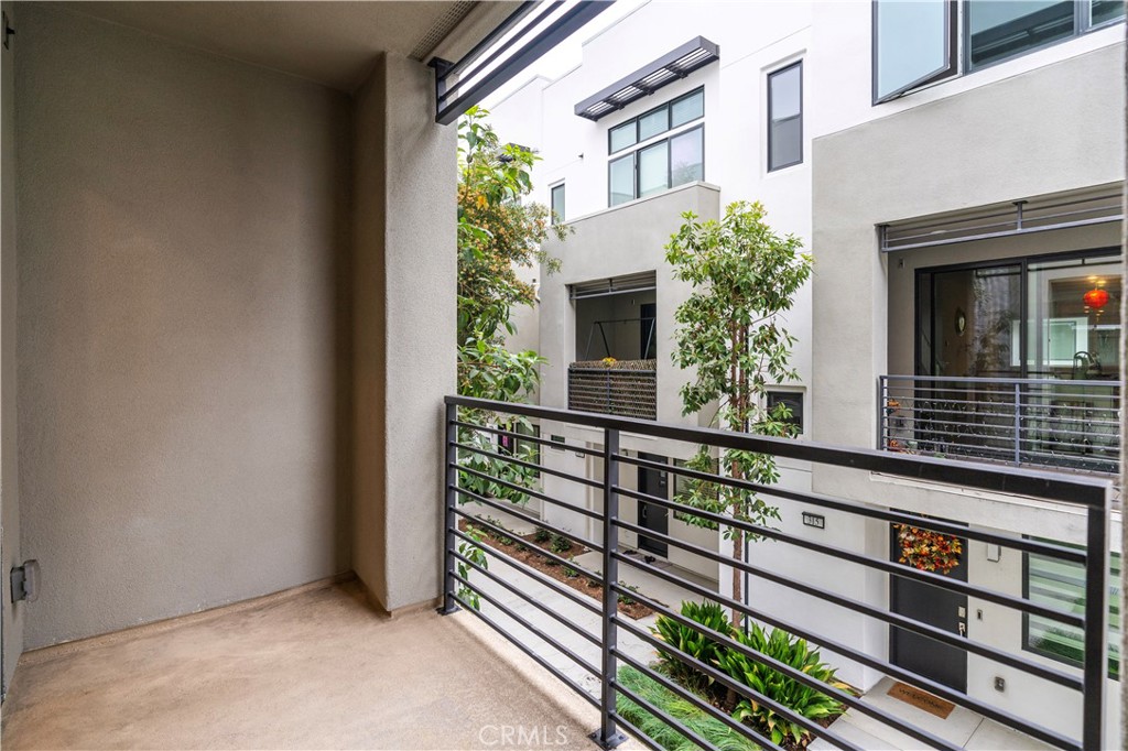 333 Lodestar Tustin, CA 92782 - Photo 11 of 54