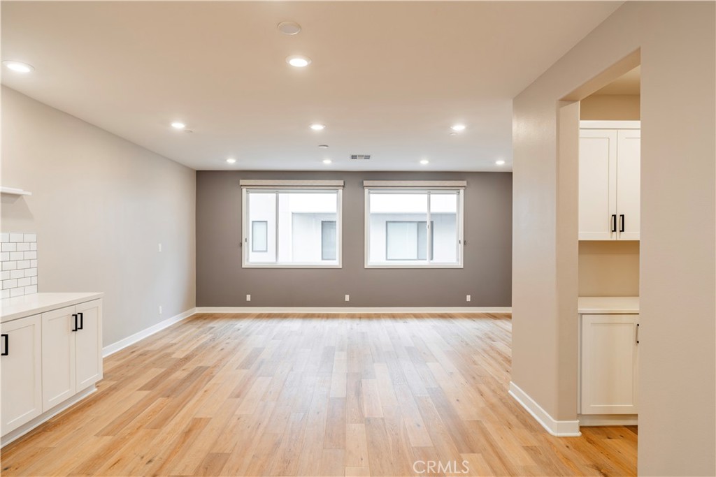 333 Lodestar Tustin, CA 92782 - Photo 13 of 54