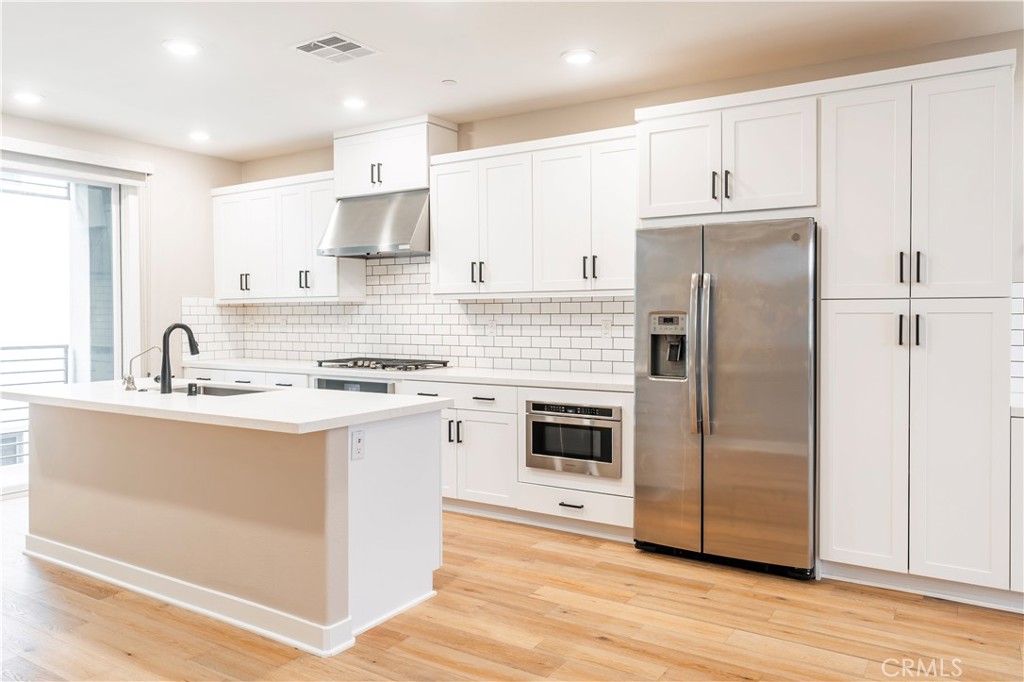 333 Lodestar Tustin, CA 92782 - Photo 5 of 54