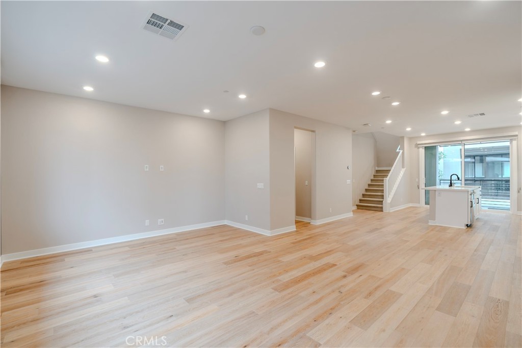 333 Lodestar Tustin, CA 92782 - Photo 8 of 54