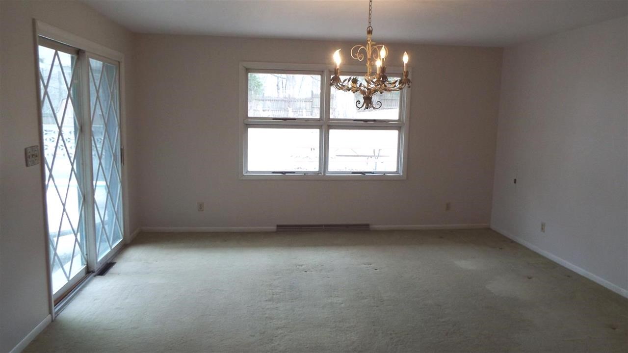435 East Mill Road Evansville, IN 47711 - Photo 7 of 30 Gallery Image 7