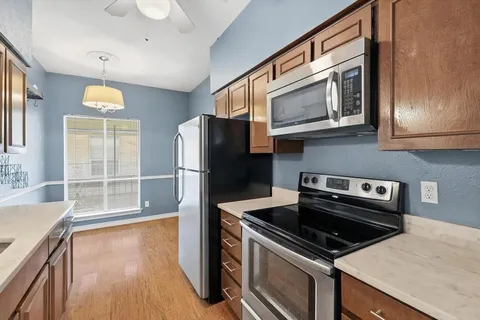 $199,000 | 4320 Bellaire Drive South, Unit 240W, Fort Worth, TX 76109