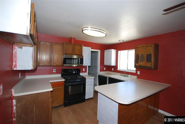 11845 Deodar Way Reno, NV 89506 - Photo 3 of 13 Photo 3