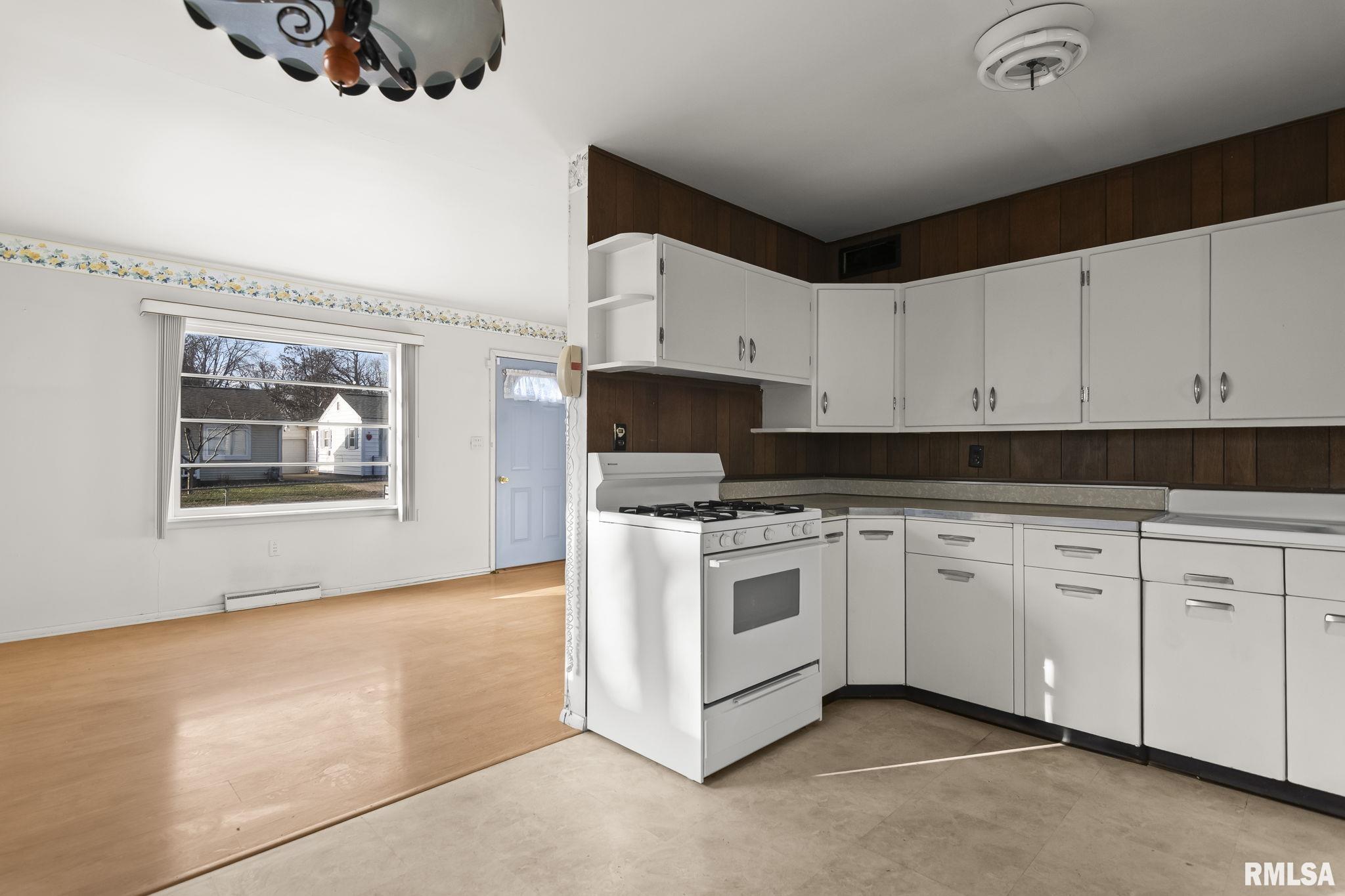 3416 South Lincoln Avenue Springfield, IL 62704 - Photo 12 of 32