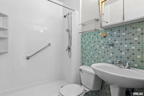 $98,900 | 3416 South Lincoln Avenue, Springfield, IL 62704