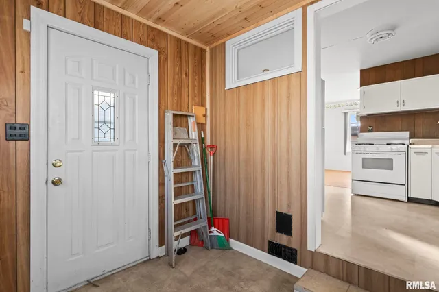 $98,900 | 3416 South Lincoln Avenue, Springfield, IL 62704