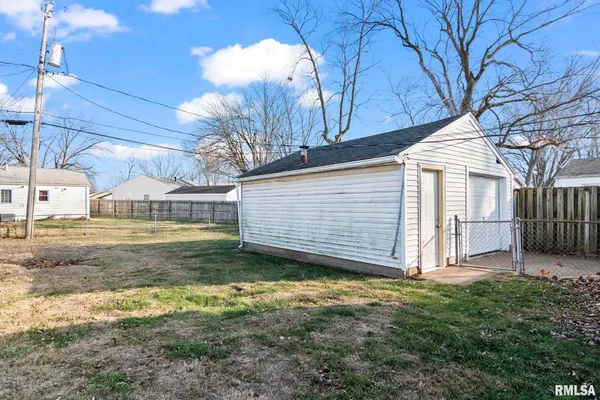 $98,900 | 3416 South Lincoln Avenue, Springfield, IL 62704