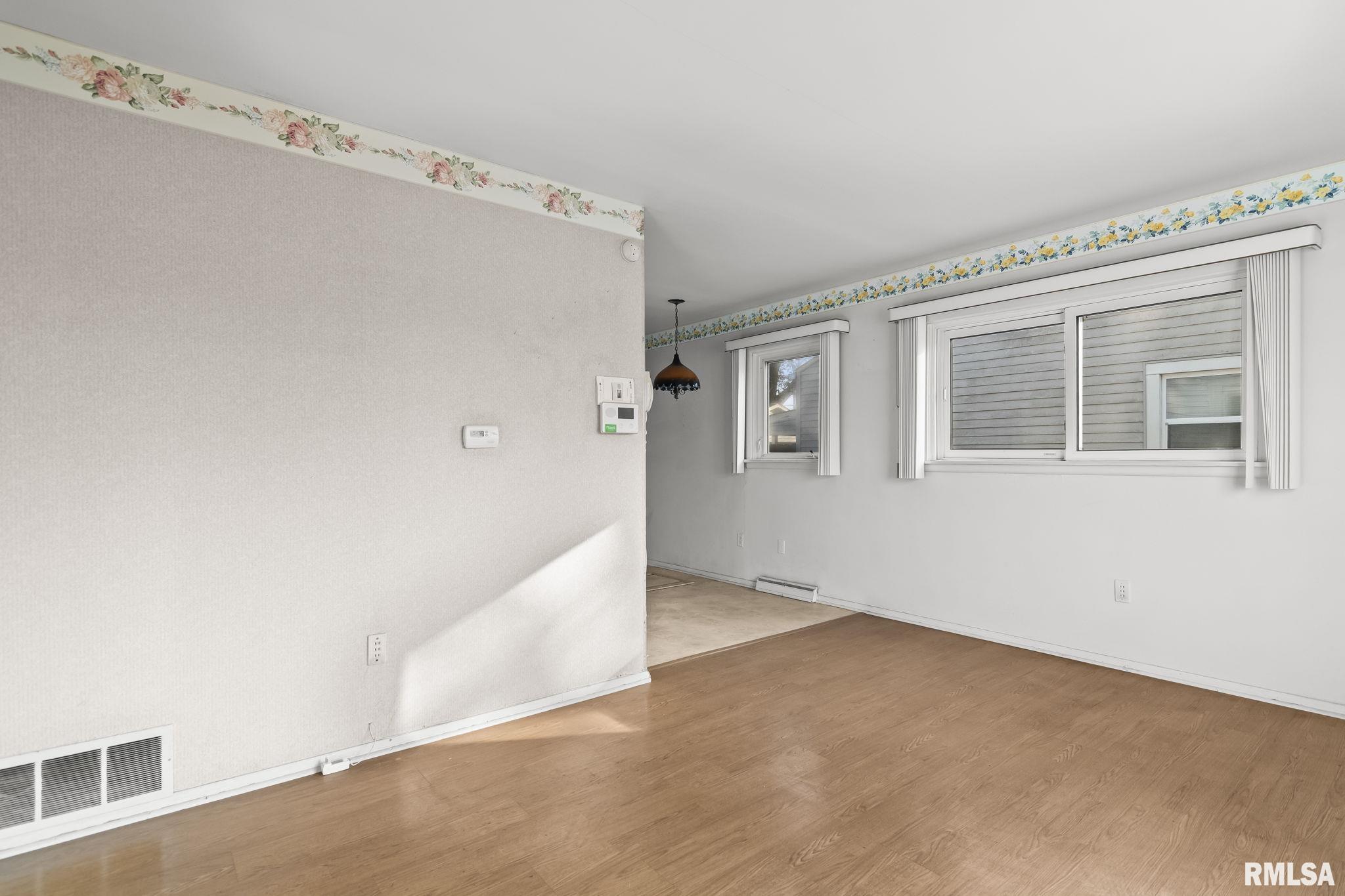 3416 South Lincoln Avenue Springfield, IL 62704 - Photo 8 of 32