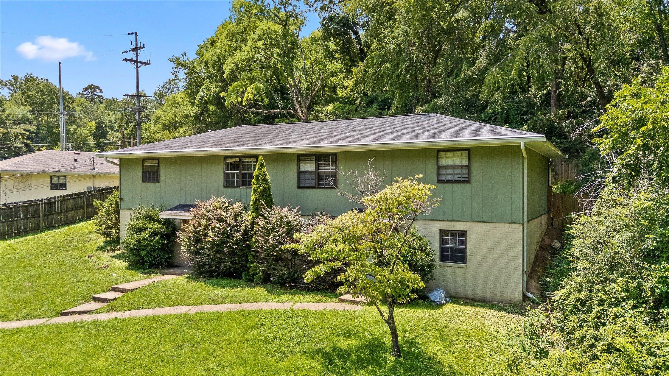 1703 Whiteoak Road Chattanooga, TN 37415 - Photo 2 of 54 02-1703 Whiteoak-42