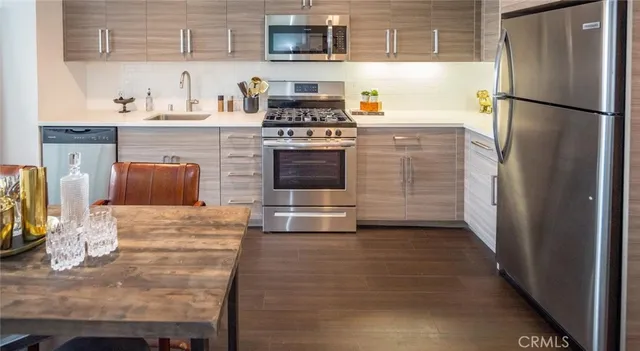 $4,188 | 150 Van Ness Avenue, Unit 1222, San Francisco, CA 94102