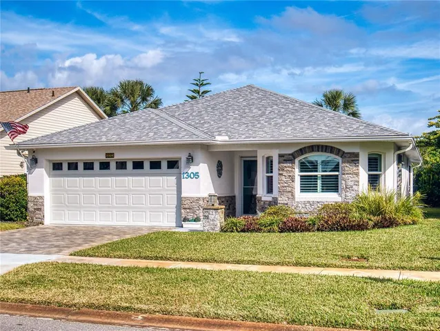 $390,000 | 1305 Wayne Avenue, New Smyrna Beach, FL 32168