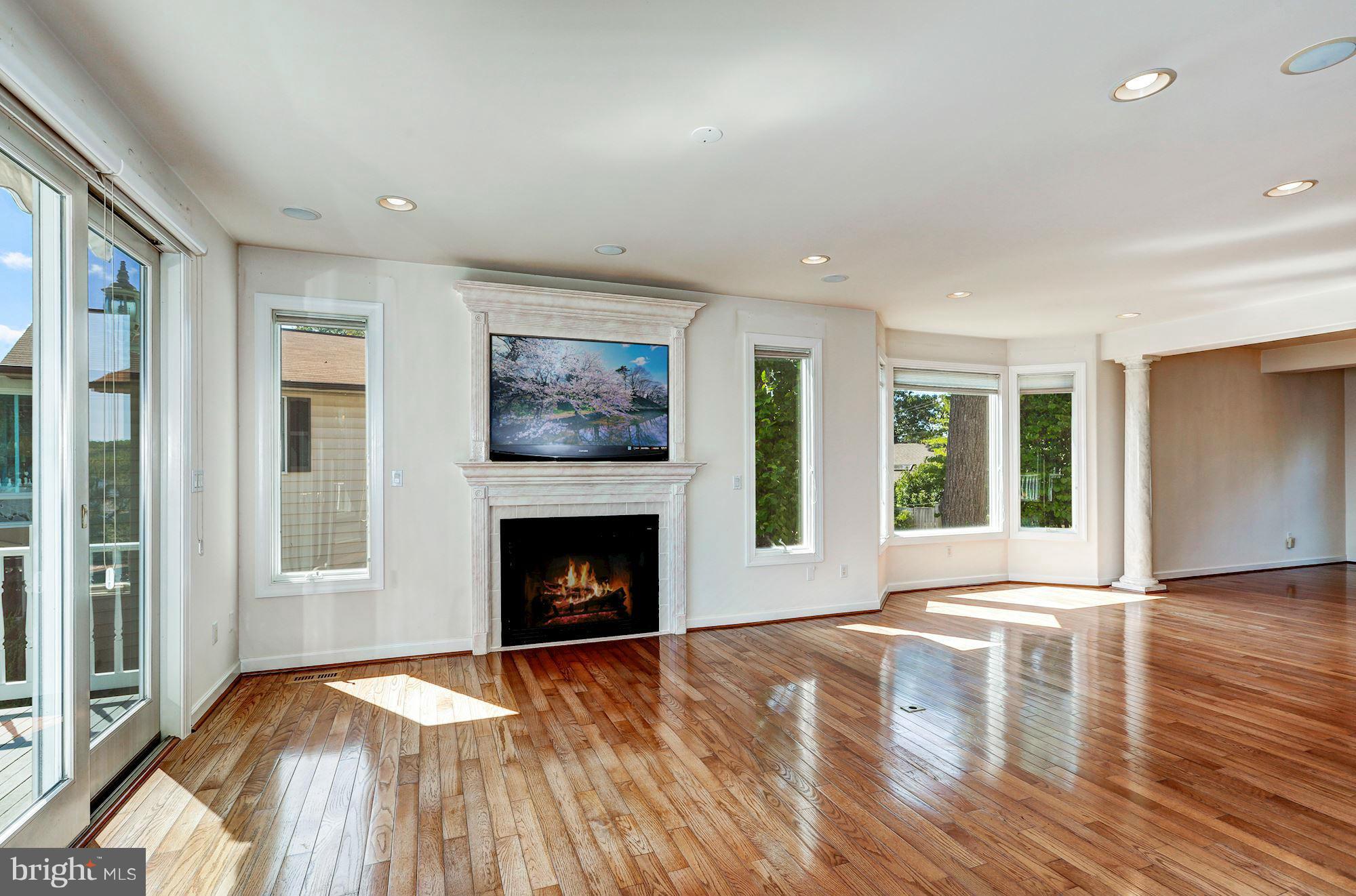 3027 Friends Road Annapolis, MD 21401 - Photo 8 of 30 Living Room with Fireplace
