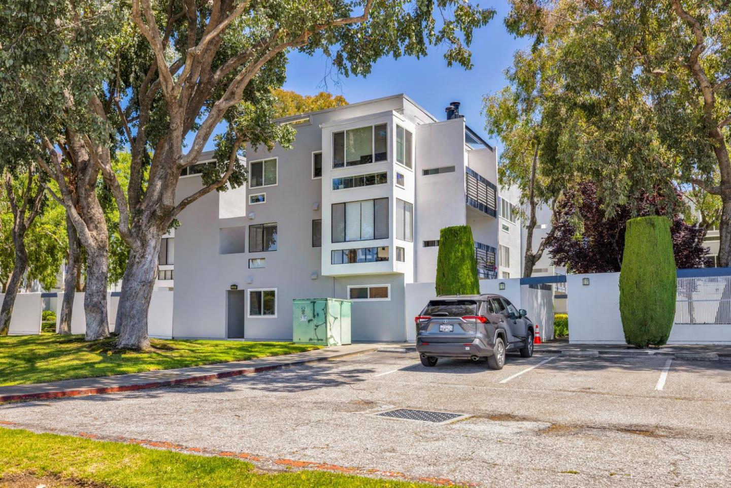 1033 Shell Boulevard, Unit 7 Foster City, CA 94404 - Photo 2 of 34