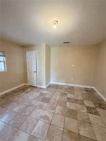 $2,600 | 618 Sulphur Street, Houston, TX 77034