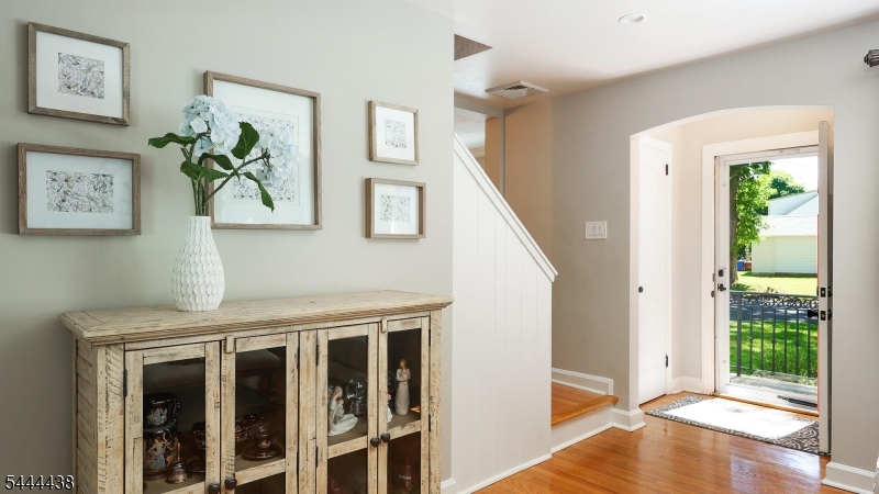 2263 Hill Road Scotch Plains, NJ 07076 - Photo 6 of 50