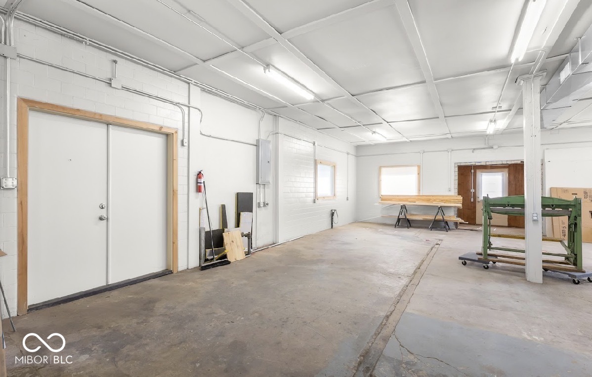 604 South Main Street Edinburgh, IN 46124 - Photo 11 of 23