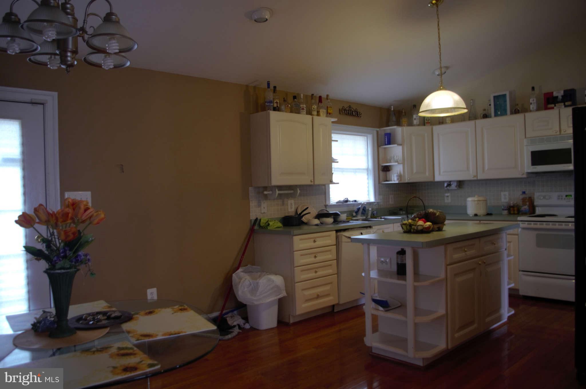 12364 Rixeyville Road Culpeper, VA 22701 - Photo 6 of 21 Kitchen