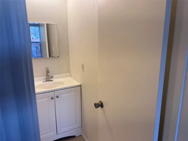 $1,800 | 10935 Old Manchaca Road, Austin, TX 78748