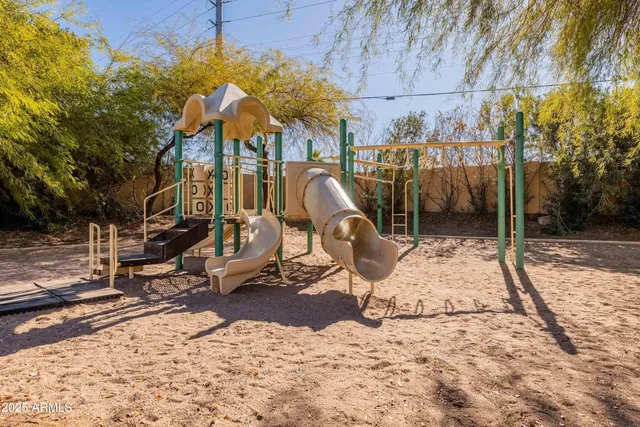 $1,451 | 5151 East Guadalupe Road, Unit B1, Phoenix, AZ 85044