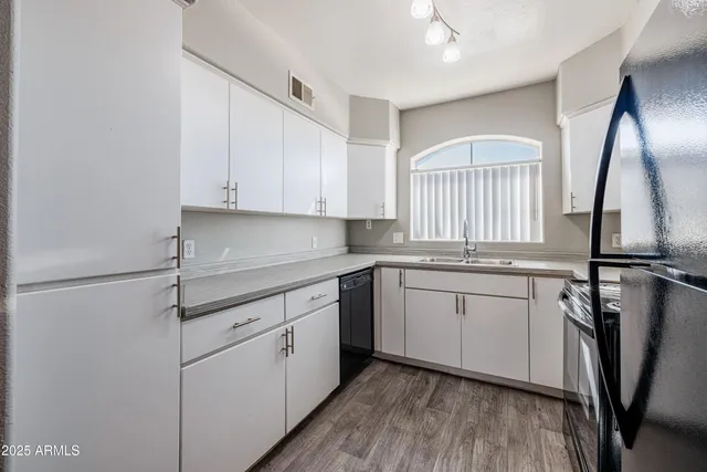 $1,451 | 5151 East Guadalupe Road, Unit B1, Phoenix, AZ 85044