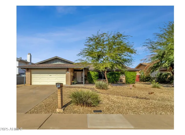 $485,000 | 1704 East Bell De Mar Drive, Tempe, AZ 85283