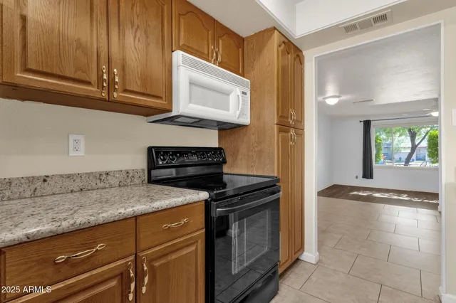 $485,000 | 1704 East Bell De Mar Drive, Tempe, AZ 85283