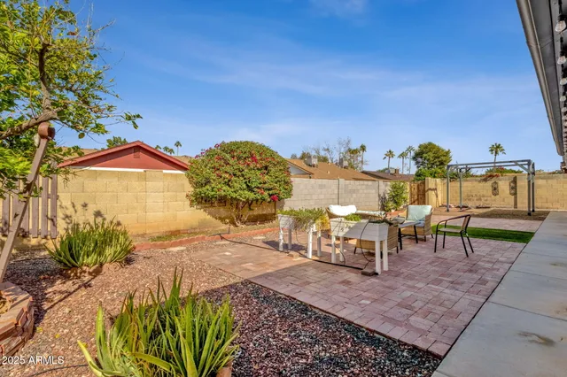 $485,000 | 1704 East Bell De Mar Drive, Tempe, AZ 85283