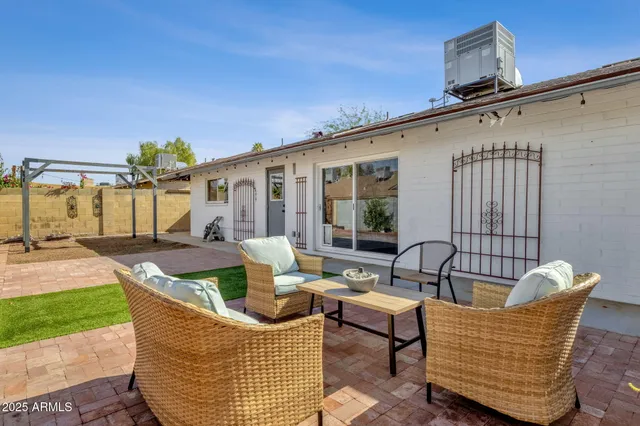 $485,000 | 1704 East Bell De Mar Drive, Tempe, AZ 85283