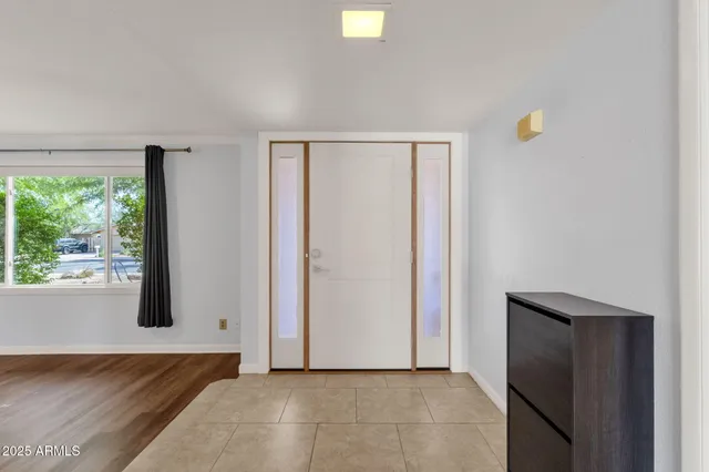 $485,000 | 1704 East Bell De Mar Drive, Tempe, AZ 85283