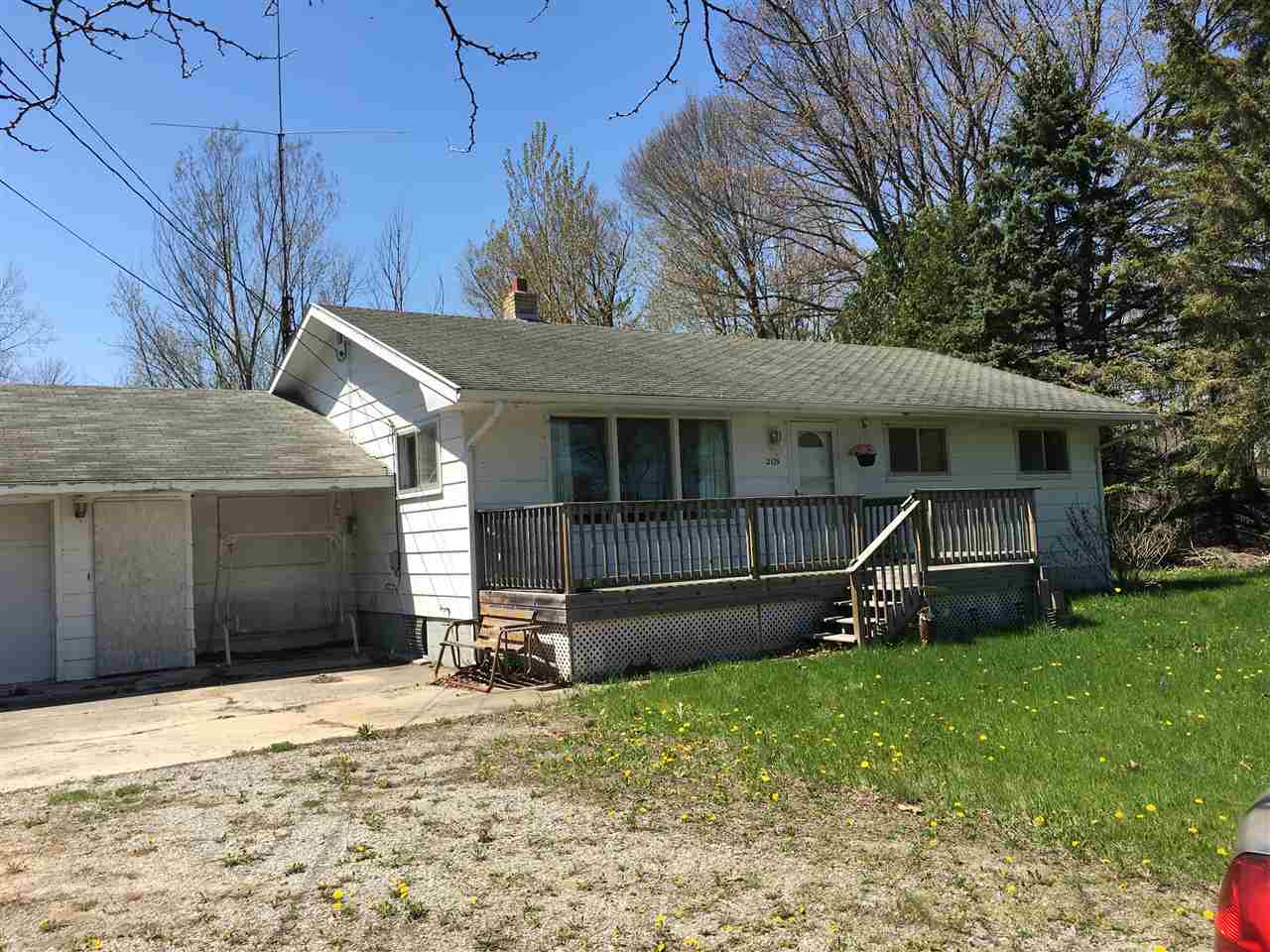 2139 North Huron Road Tawas City, MI 48763 - Photo 1 of 12 1853227.JPG