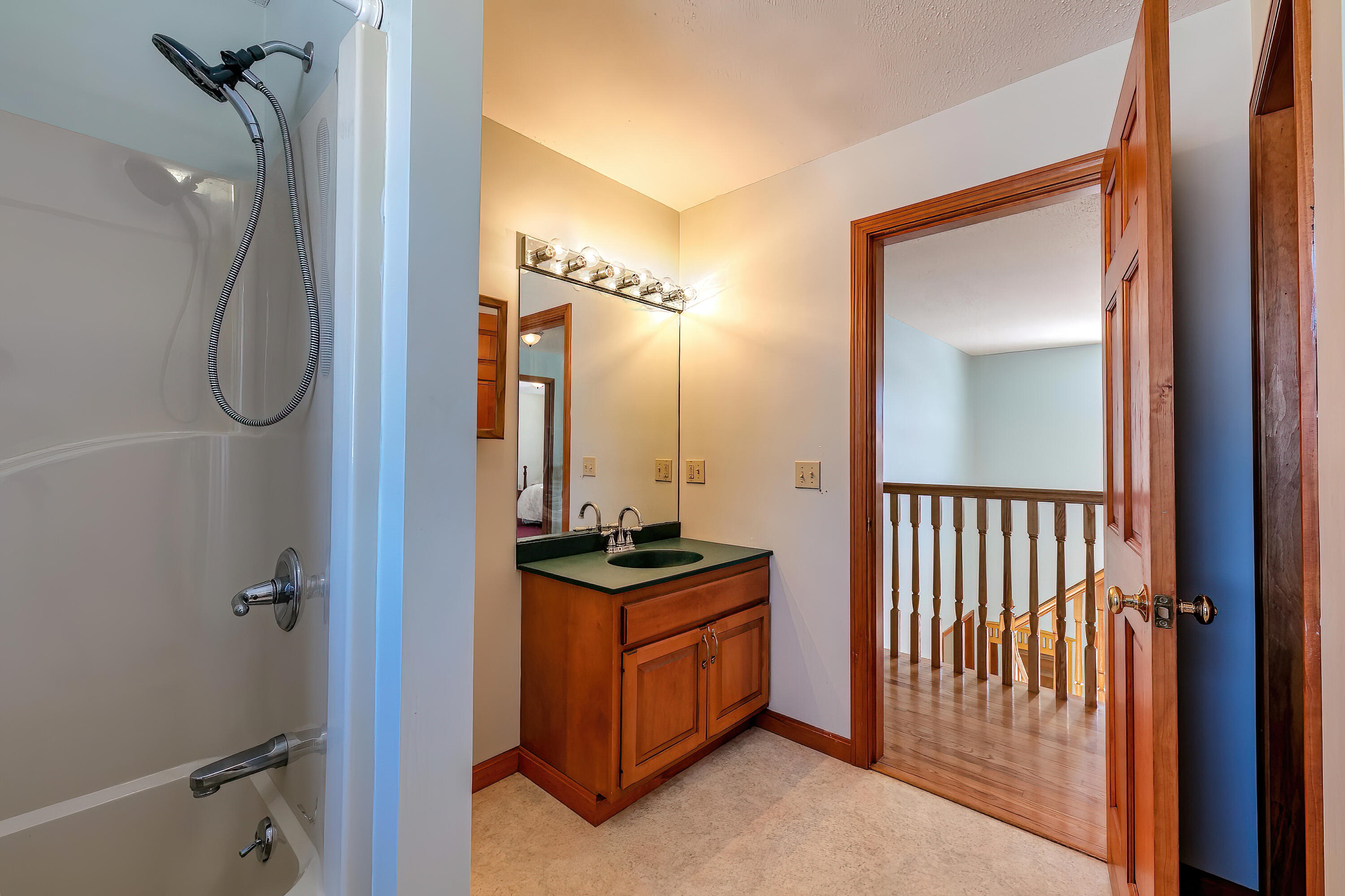 84 N Road Newburgh, ME 04444 - Photo 23 of 43 84 North 2nd Floor bath