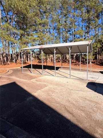 a view of a large space in front of the building