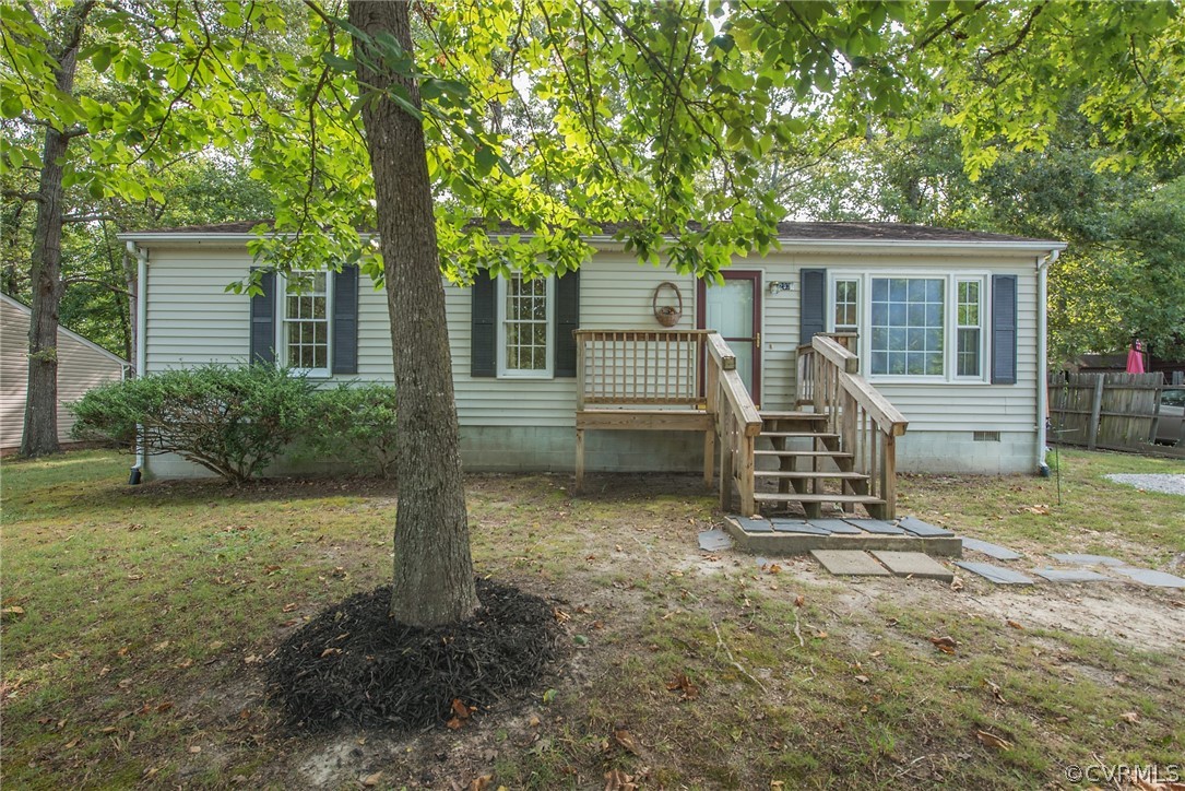 2937 Shiloh Church Road Midlothian, VA 23112 - Photo 1 of 24 front view of a house with a yard