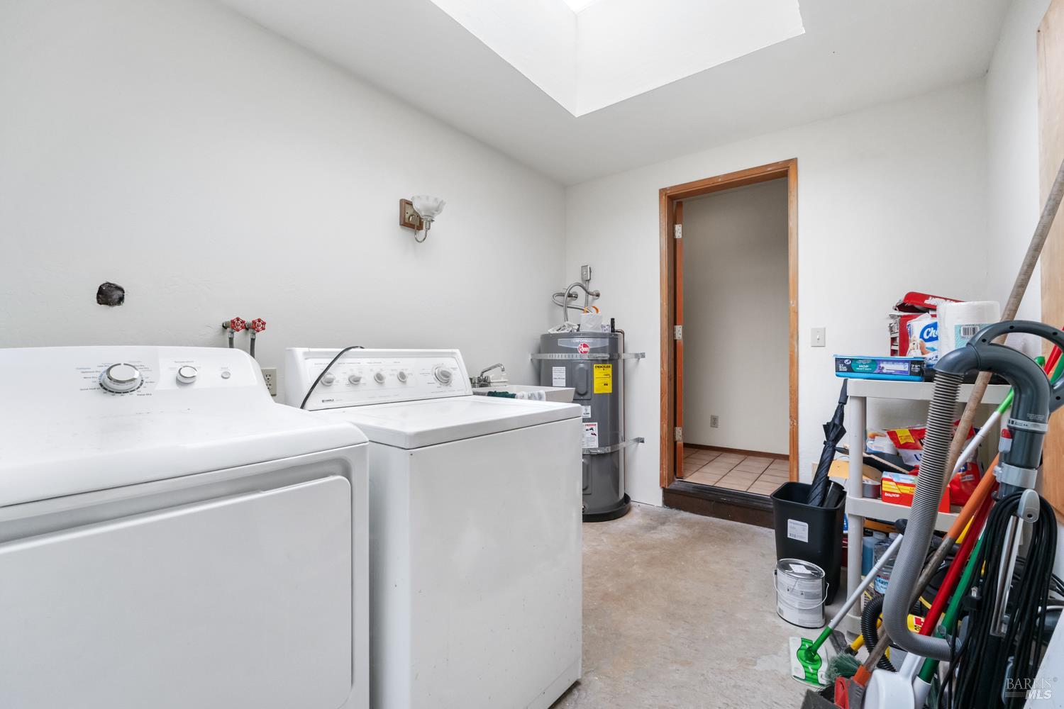 46320 Iversen Road Gualala, CA 95445 - Photo 27 of 46 a utility room with dryer and washer
