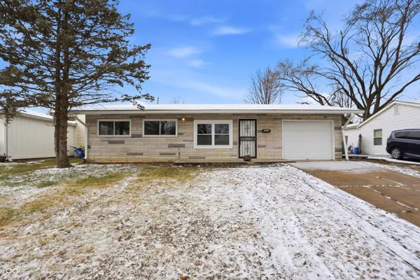 $234,000 | 942 Highlander Drive, Plainfield, IN 46168