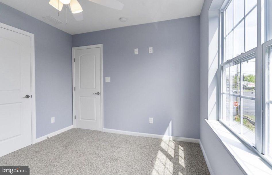 802 6th Avenue Croydon, PA 19021 - Photo 24 of 36